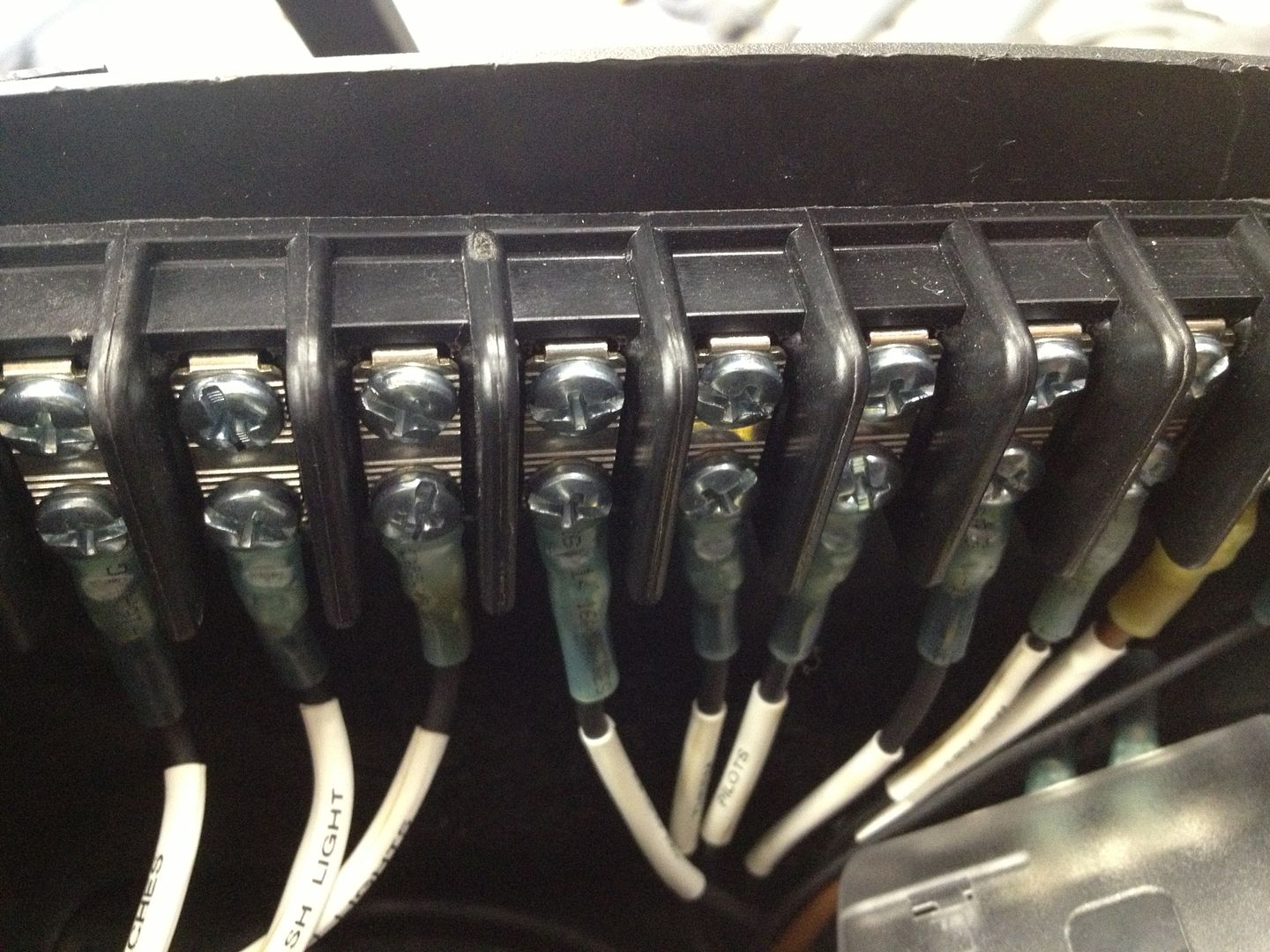 confused about ground distribution block